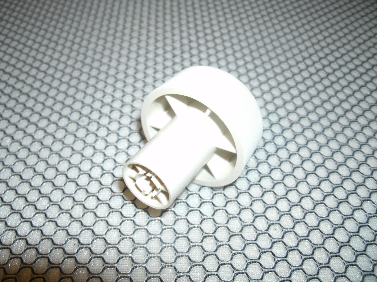 Epson F336554020 Platen Knob. New.