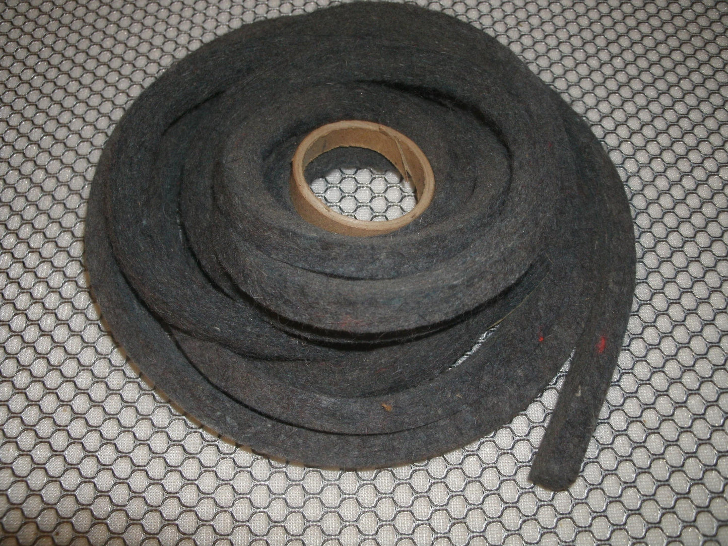 K&T 123199 Felt Seal. New.