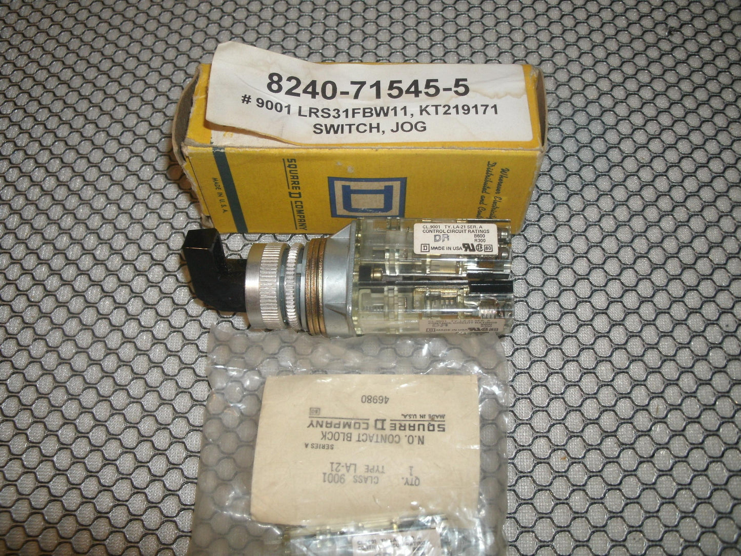 Square D 8240-71545-5 Switch, Jog.