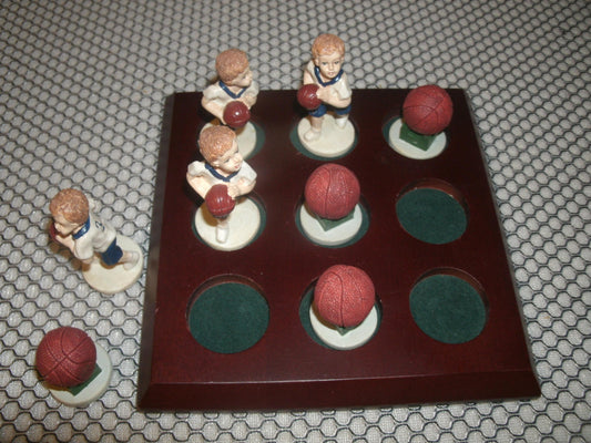Sports Tic-Tac-Toe Game. AE-460SP/M.
