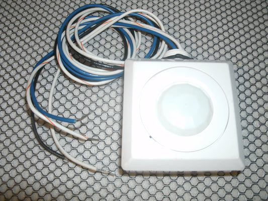 Novitas 01-360 Automatic Lighting Control.  (40)