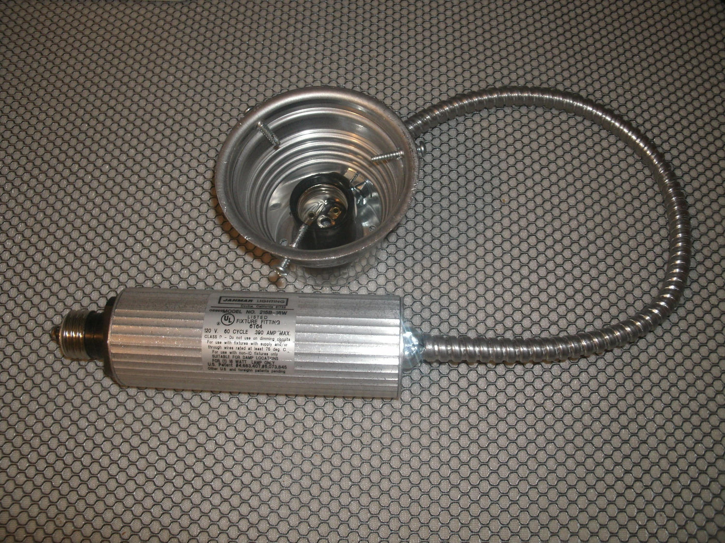 Janmar 215B-18W Lighting. Refurbished.