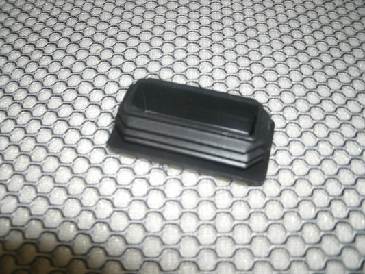 Siemens Caplugs 620.000115 Plug. New. LOT of 29. (39)