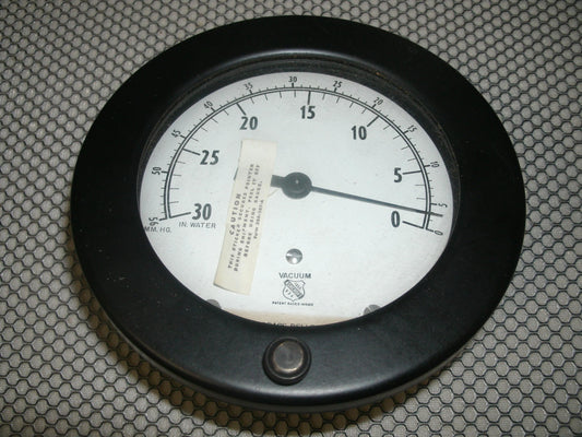 Ashcroft 1377 Duragauge 4 1/2". New.