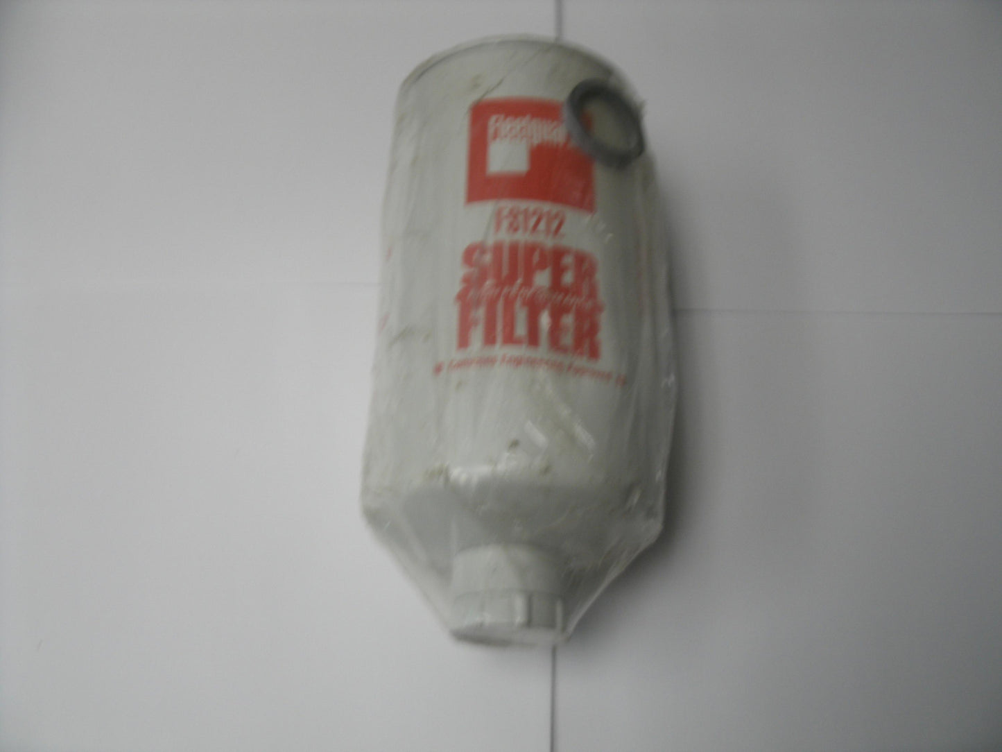 FleetGuard FS1212 Super Filter. New.