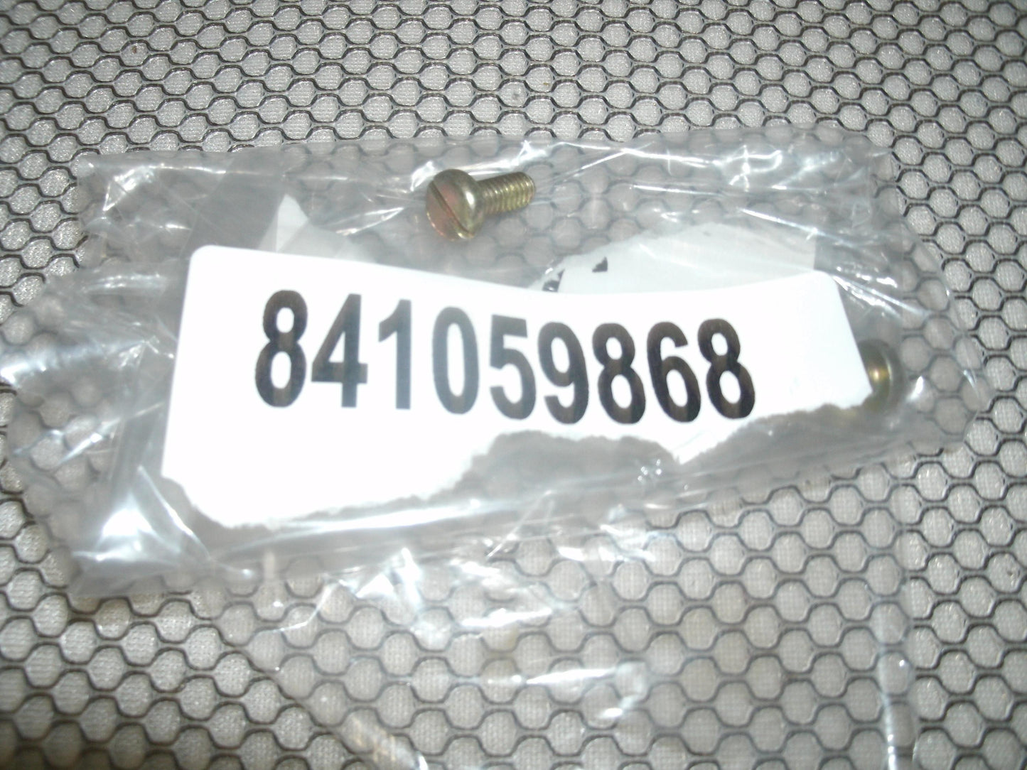 Lucent 841059868 Screws. New. Lot of 40 Screws.