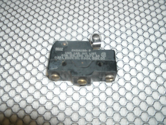 Unimax Switch 2HBA190-9. Refurbished. (40)