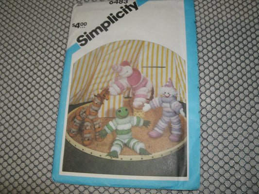 Simplicity 6483 Puff Circle Animals and Clown Patterns.