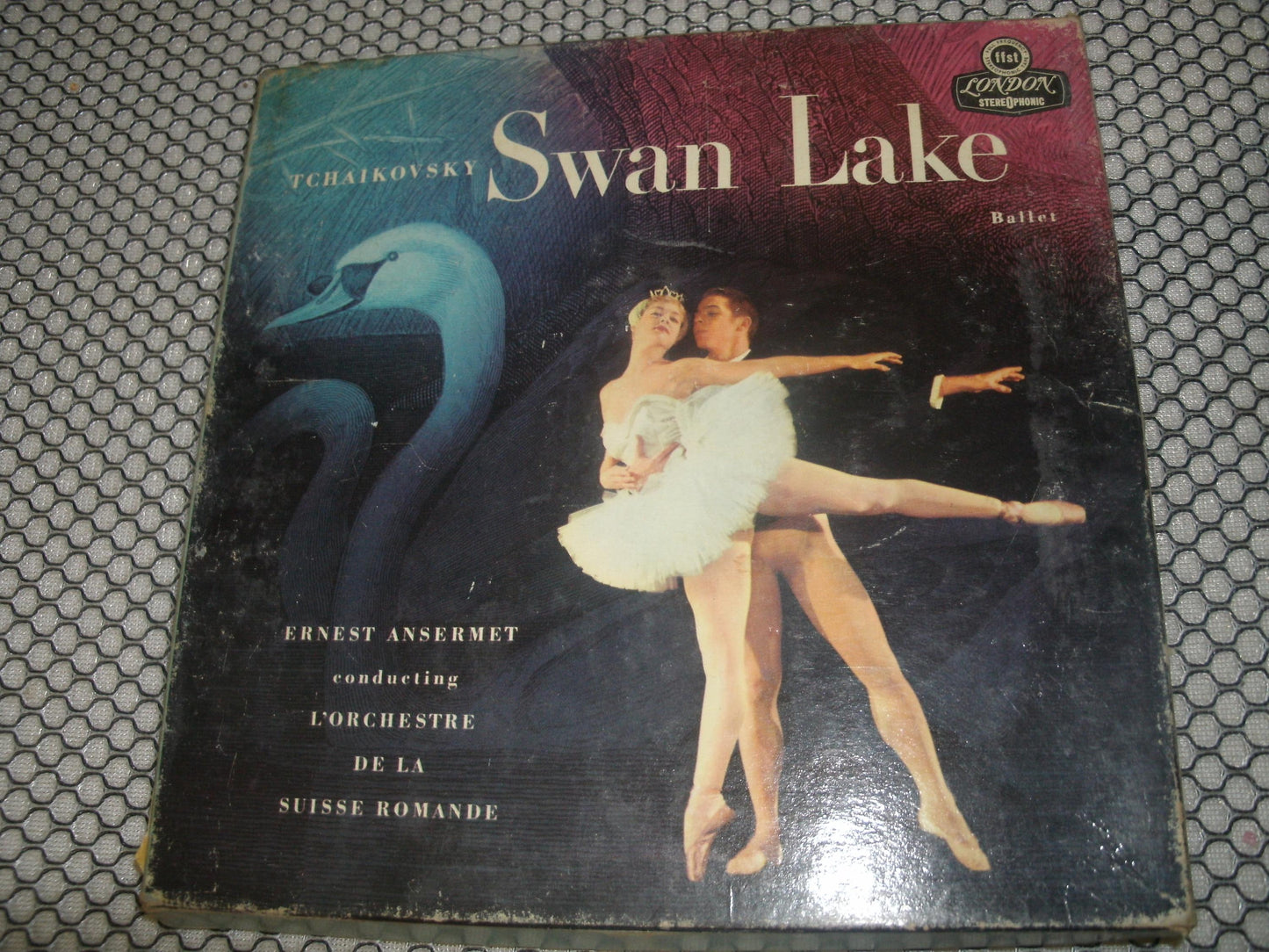 Tchaikovsky 80028 Swan Lake Ballet. Used.