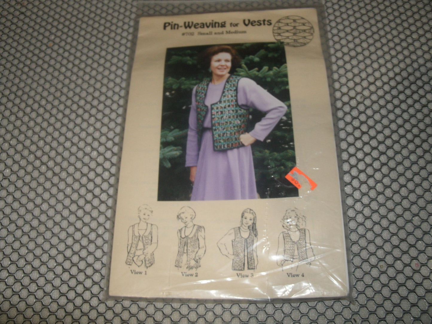 Pin-Weaving for Vests. 702. New.
