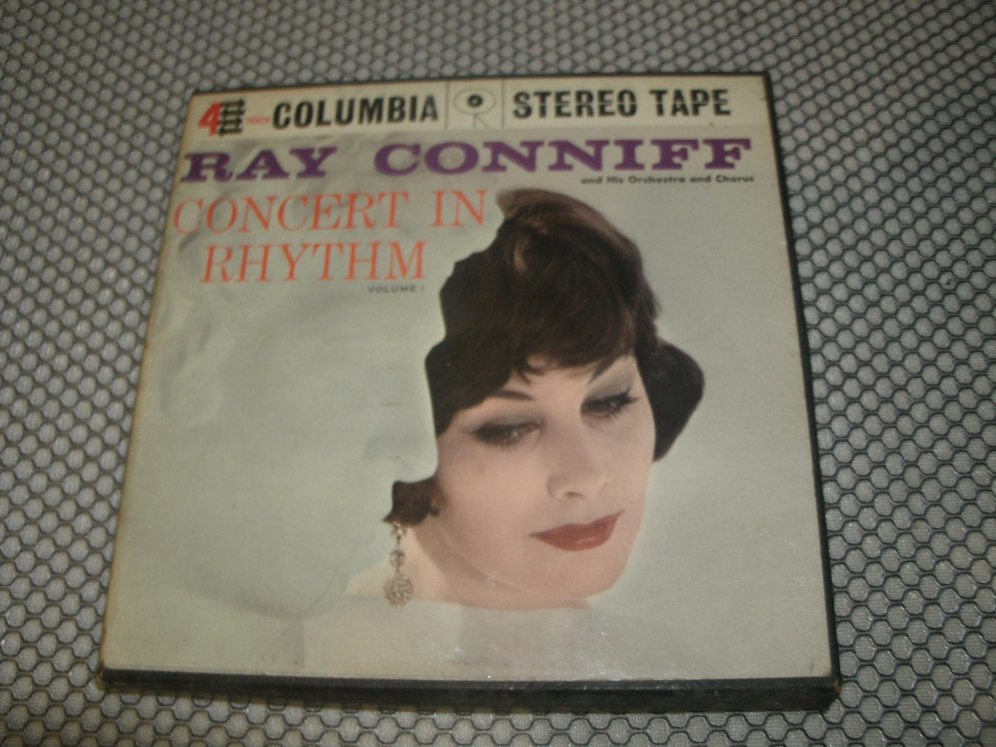 Ray Conniff and his Orchestra and Chorus. CQ 382.