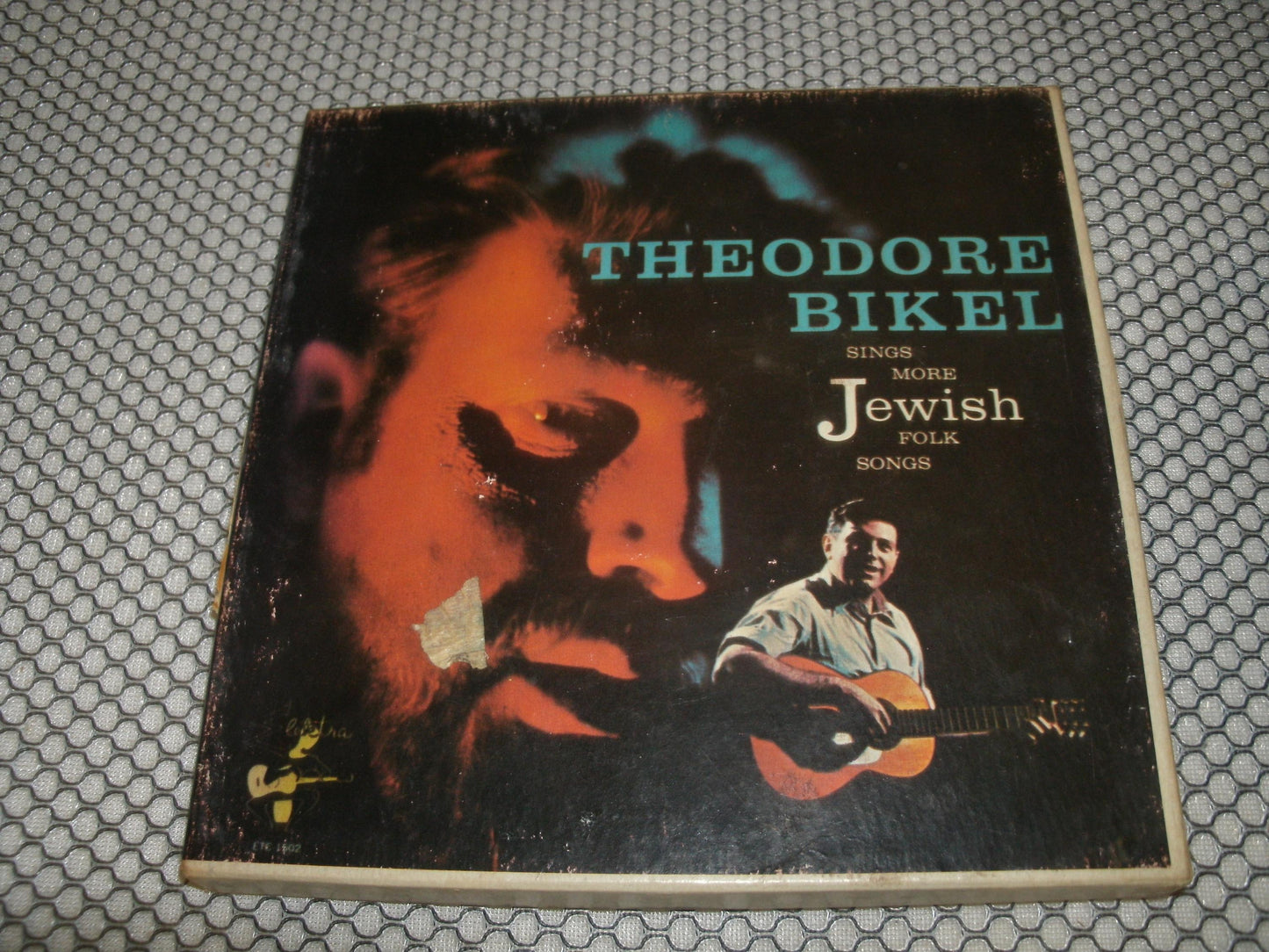 Theodore Bikel Sings More Jewish Polk Songs.