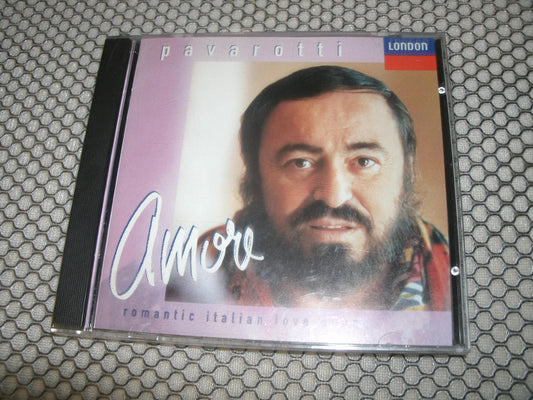 Pavarotti Amore. Luciano Pavarotti. G2 36719.