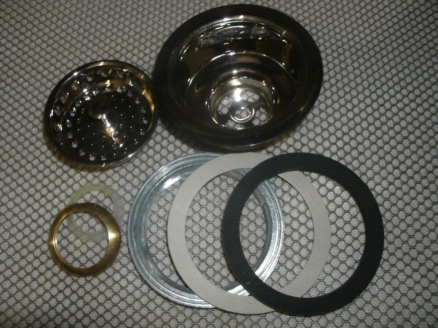 Blanco 950-332 Deluxe Steel Strainer. 3 1/2". Chrome. New.