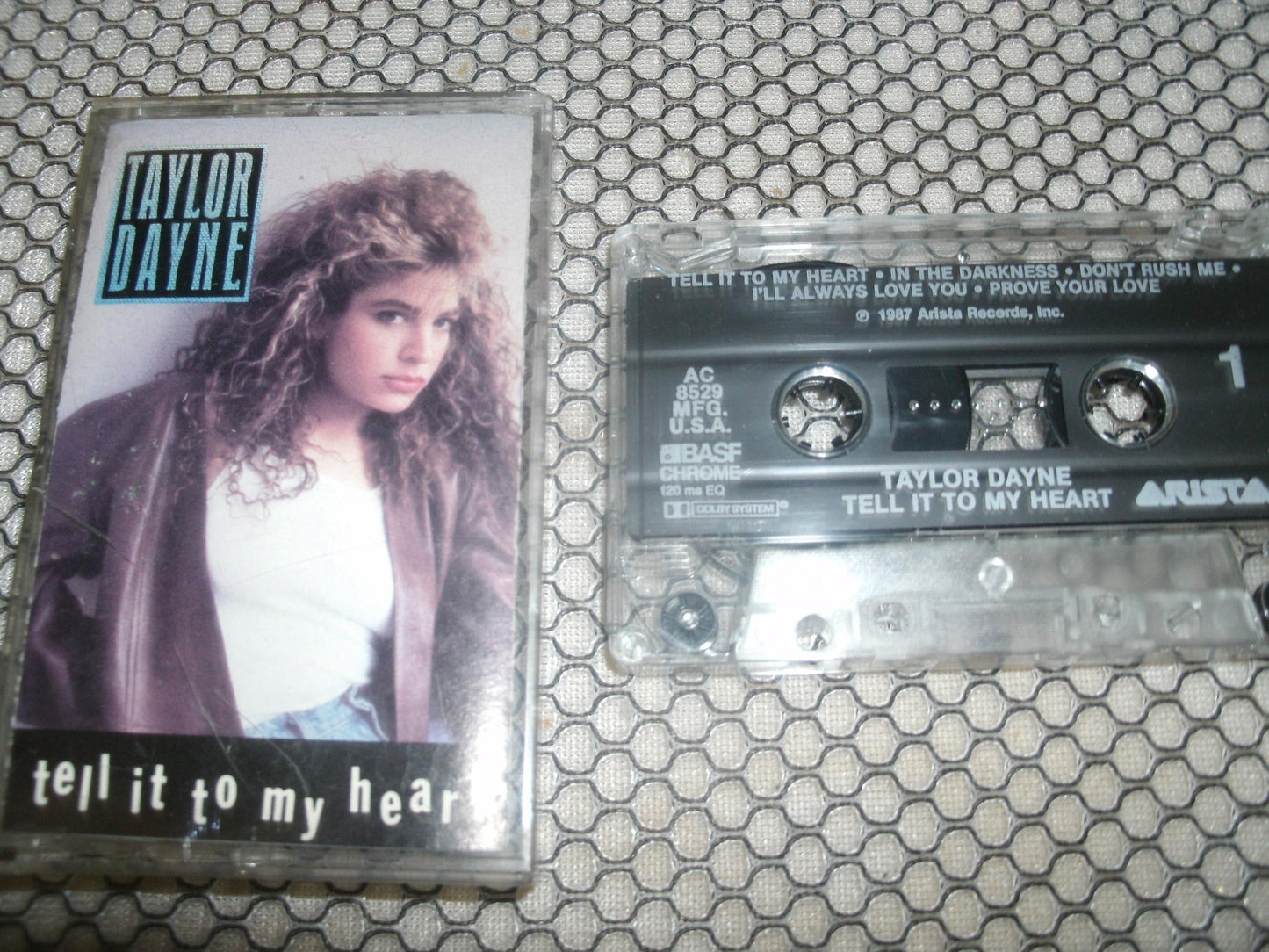 Taylor Dayne. Tell It To My Heart. Cassette. Used.
