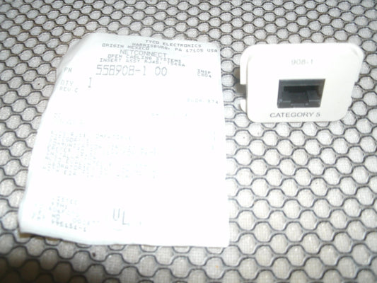 NetConnect 55890B-1 00. Insert Assy RJ45.