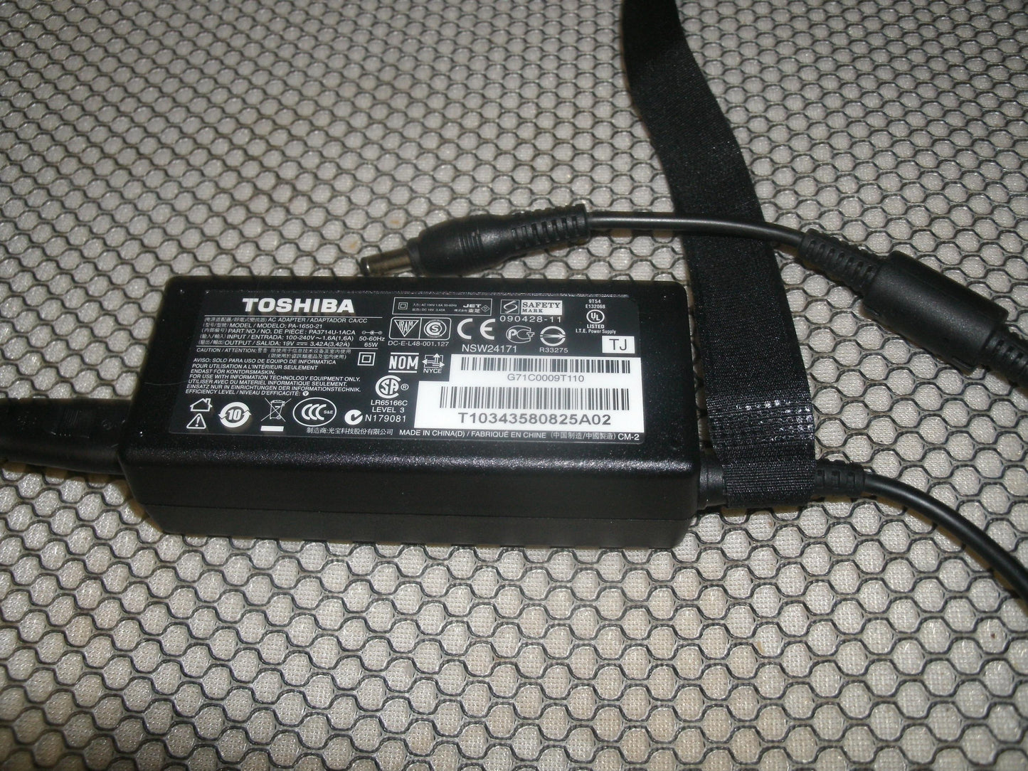 Toshiba PA-1650-21 AC Adapter. OEM. Refurbished.