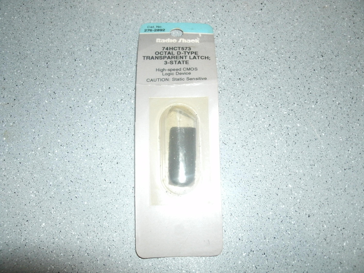 Radio Shack 74HCT573 Octal D-Shaped Transparent Latch. 3 State.