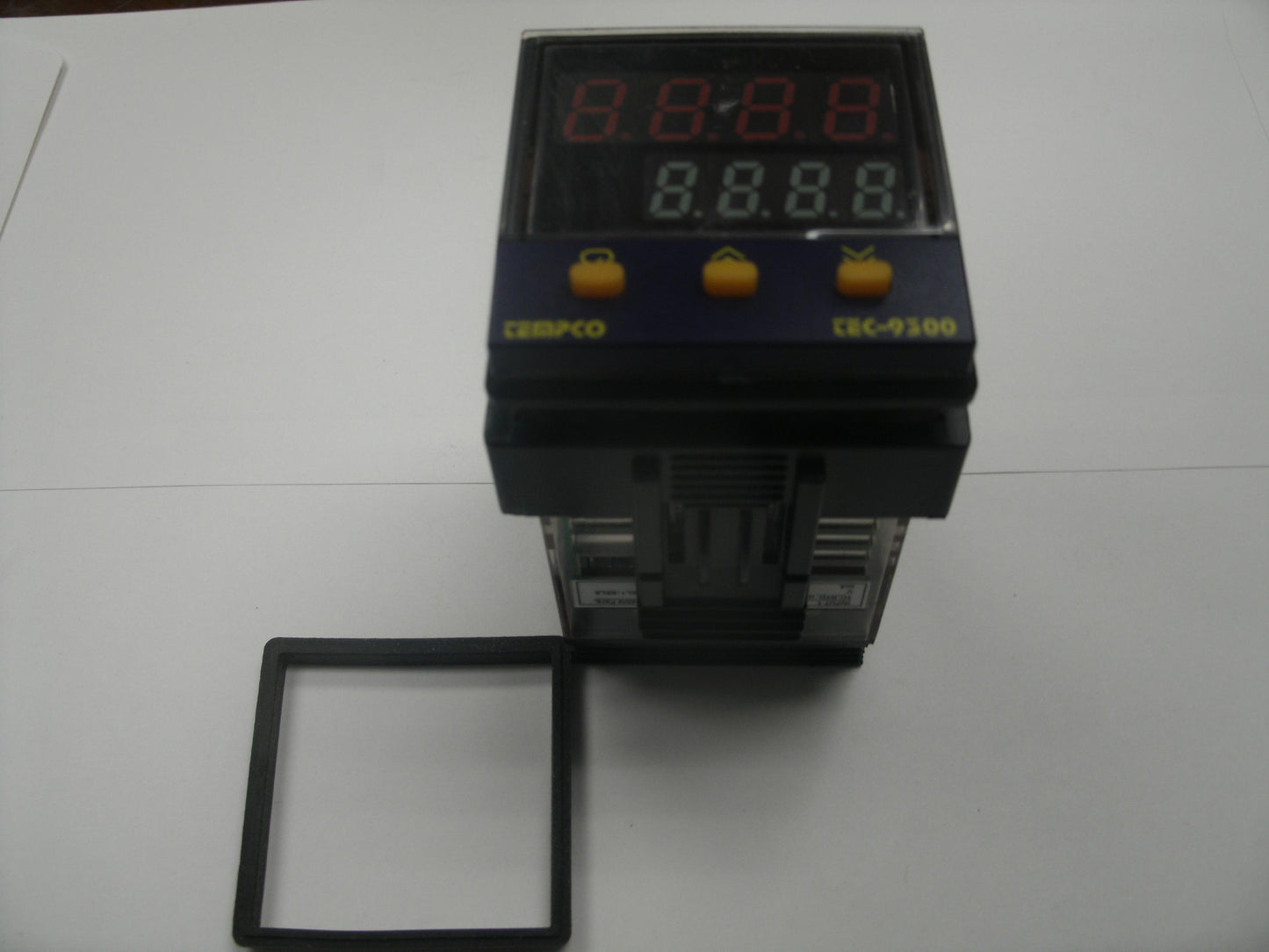 Tempco TEC-9300 Temperature Controller. New.