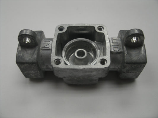 Baco Controls 14126 Valve Connector. New. 1/2 PSI.