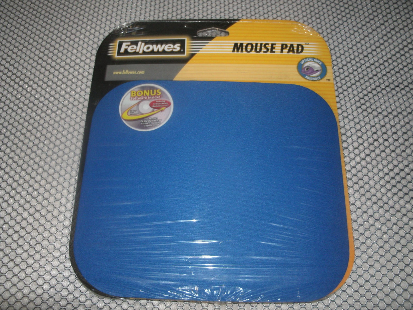 Fellowes 58021 Blue Mouse Pad. UPC: 077511580215.