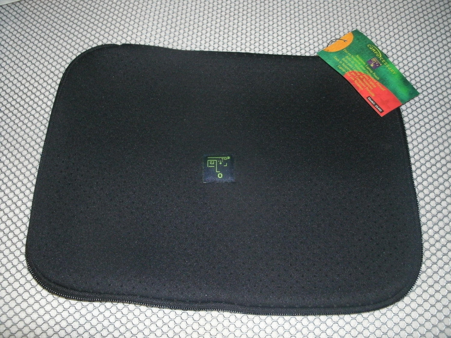 Compucessory Laptop Neoprene Pouch. 26410, CSS26410. New.