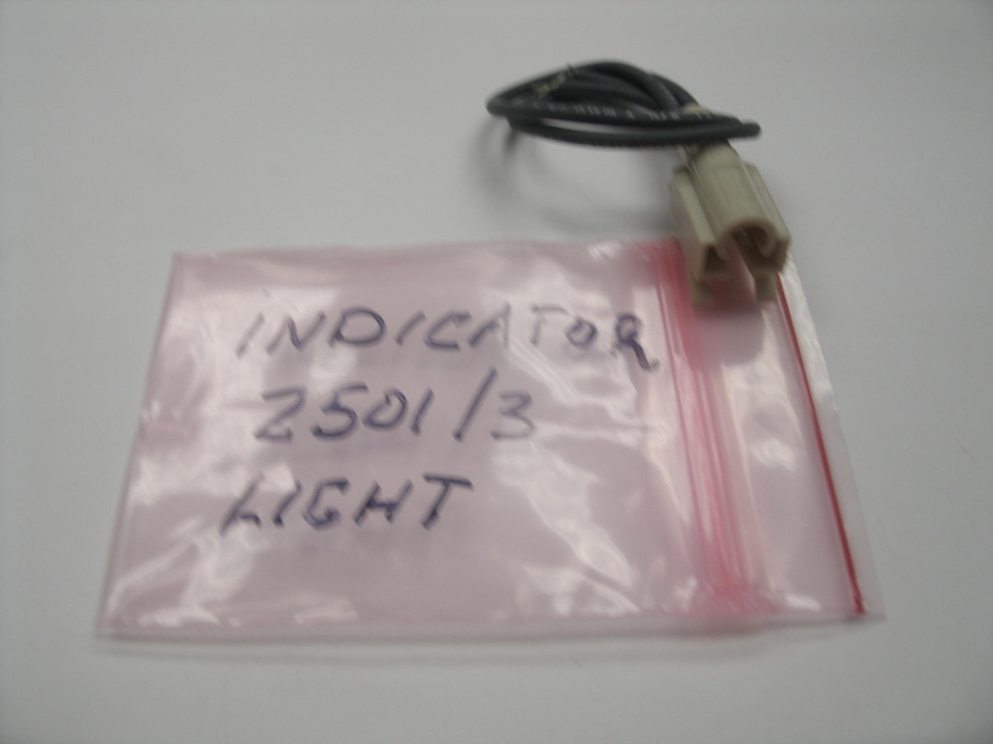 2501/3 Indicator Light. New.