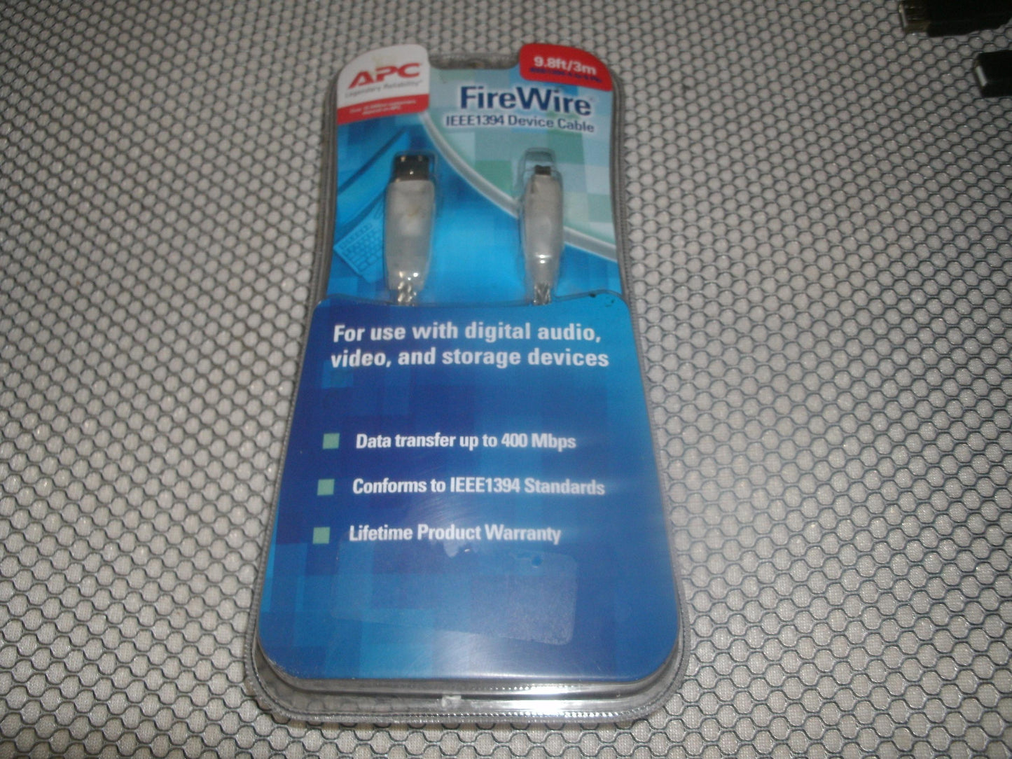 APC FW46CL-3M-1V FireWire IEEE1394 Device Cable. 9.8FT/3m