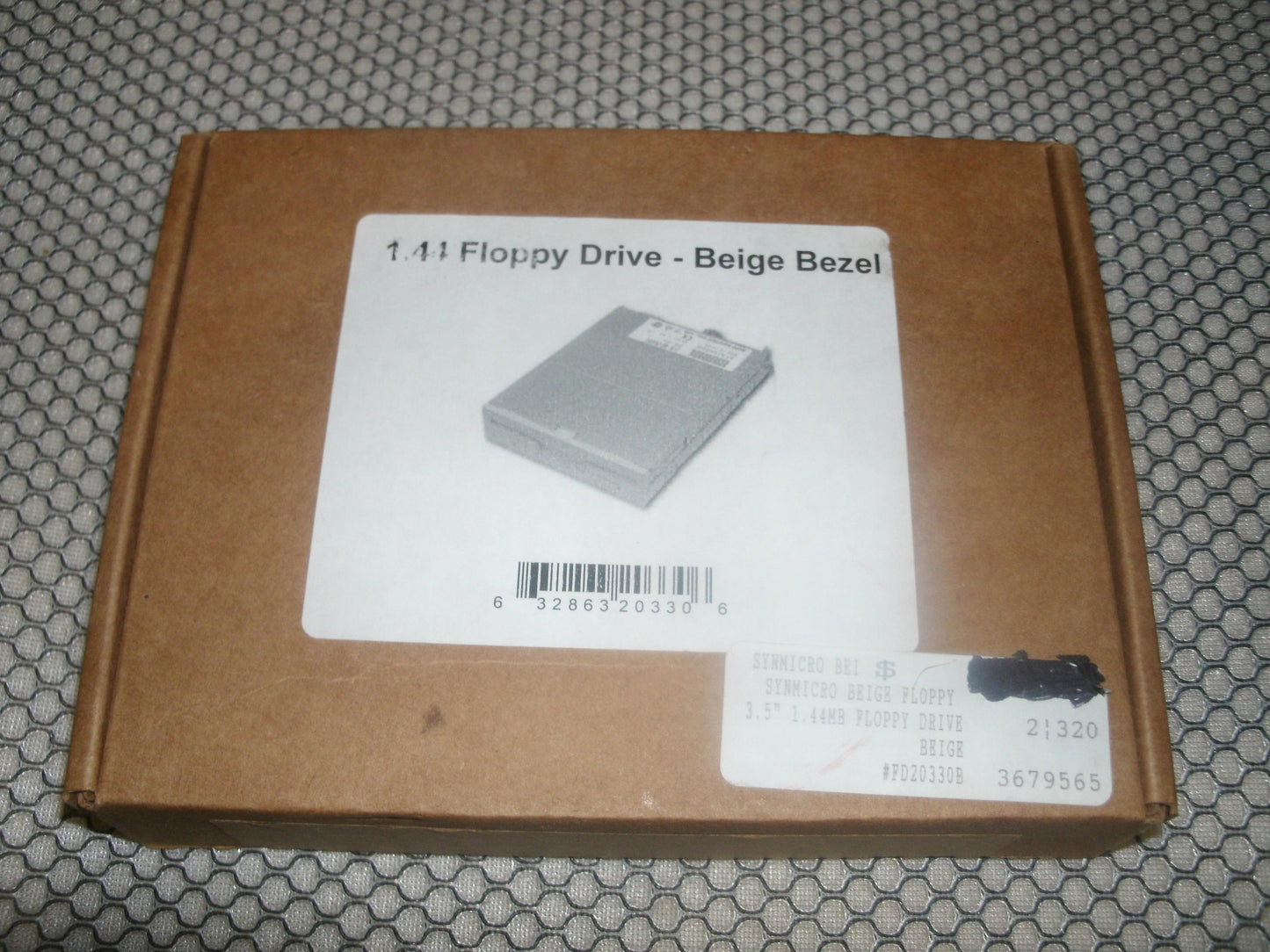 Synmicro 3.5" 1.44MB Floppy Drive. 632863203306. New.