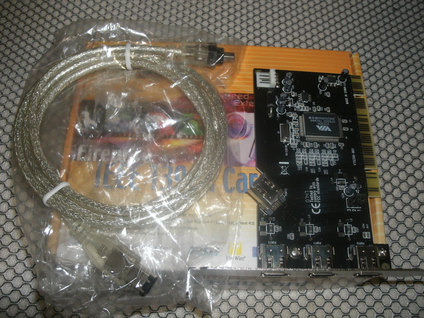 Syba Firewire IEEE 1394A PCI 3+1 Ports Host Controller Card