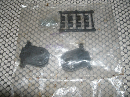 Amphenol 17-1725-1 D-Sub 15P Plastic D-Hood. New.