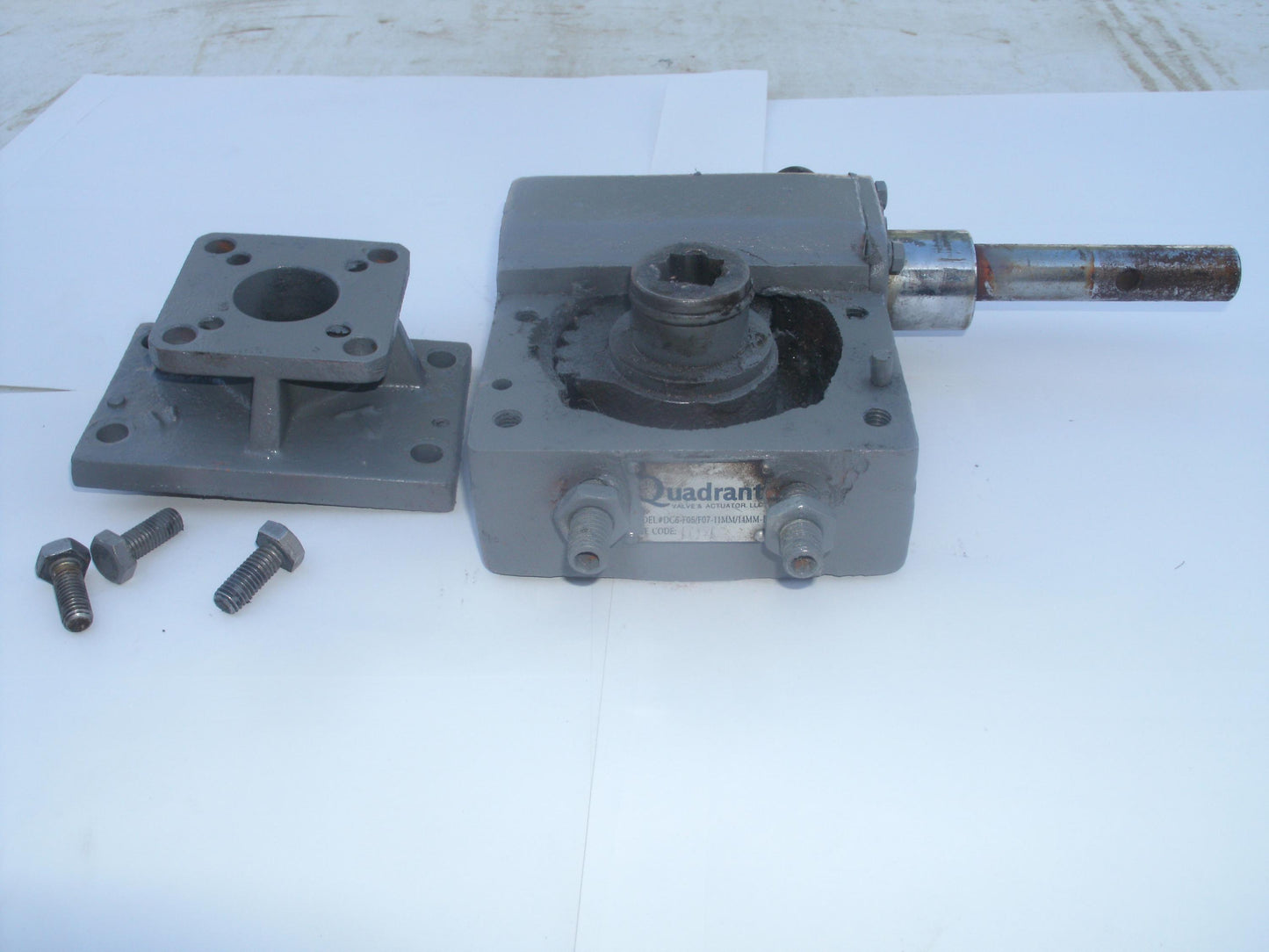Quadrant DG6-F05/F07-11MM/14MM-12 Actuator Valve.