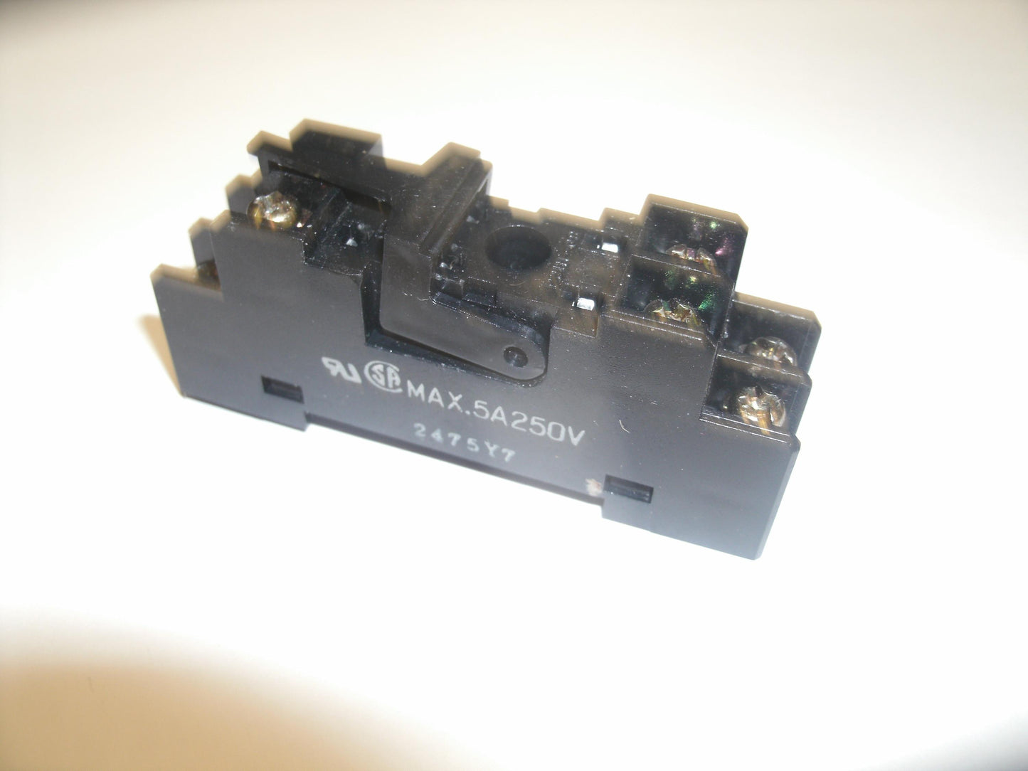 Orman 2475Y7 Socket Relay; Track DIN Mounted Socket . (W23)