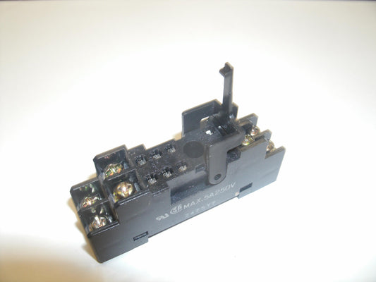 Orman 2475Y7 Socket Relay; Track DIN Mounted Socket . (W23)