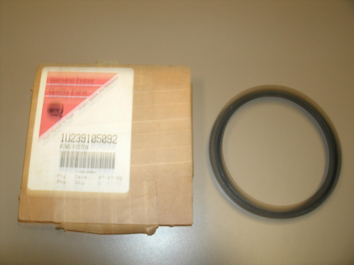 Fisher 1U239105092 Piston Ring, New.
