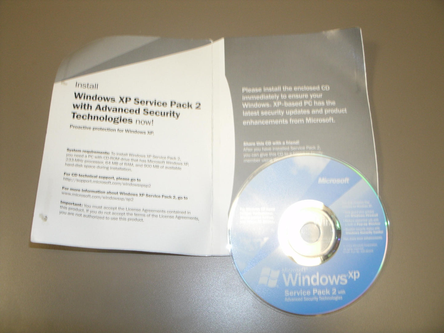 Microsoft X10-91197 Windows XP Service Pack 2 CD. New. (27)