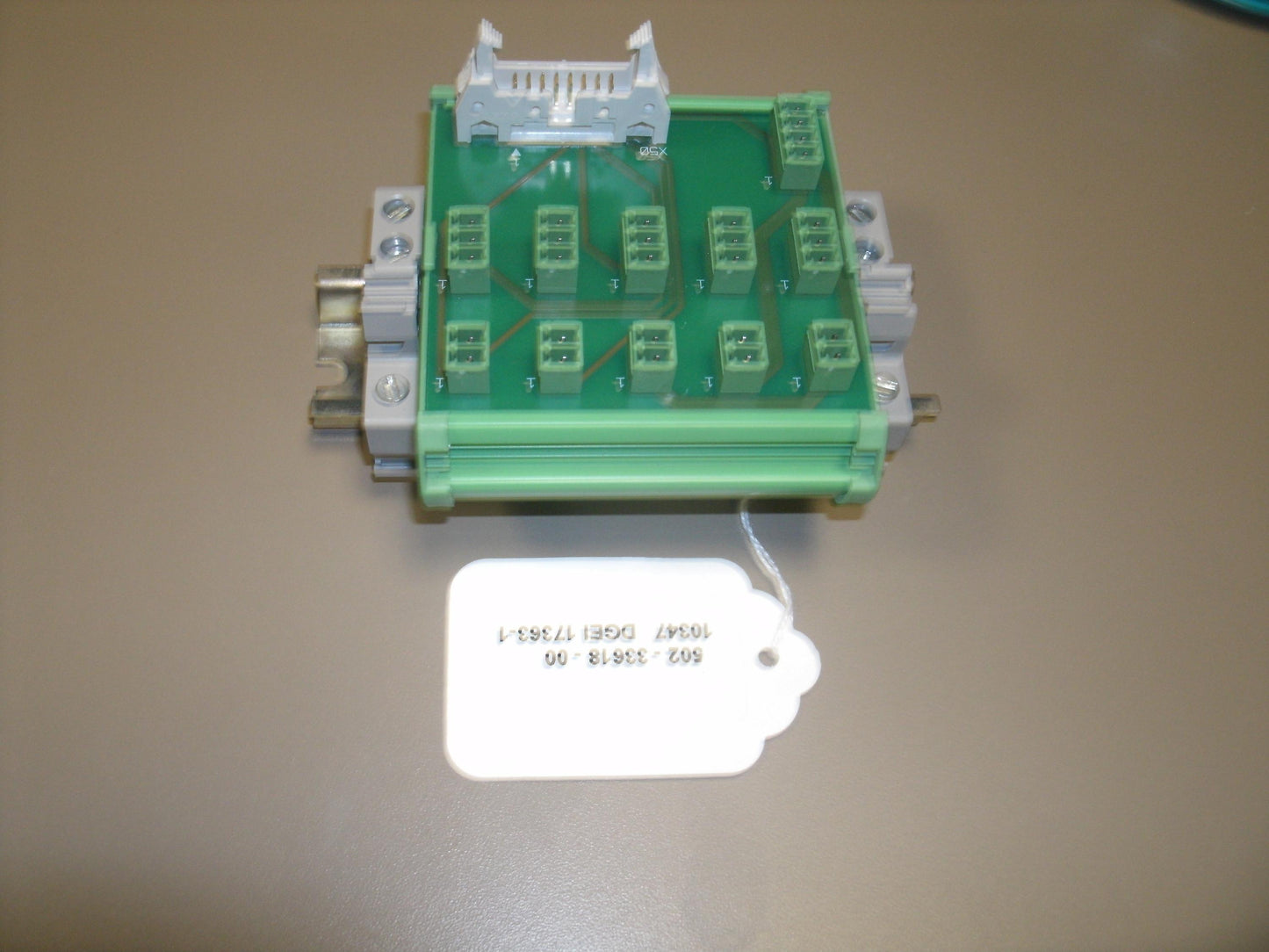 Phoenix Contact Model 8323 Converter. RS-232 to RS-422. (10)