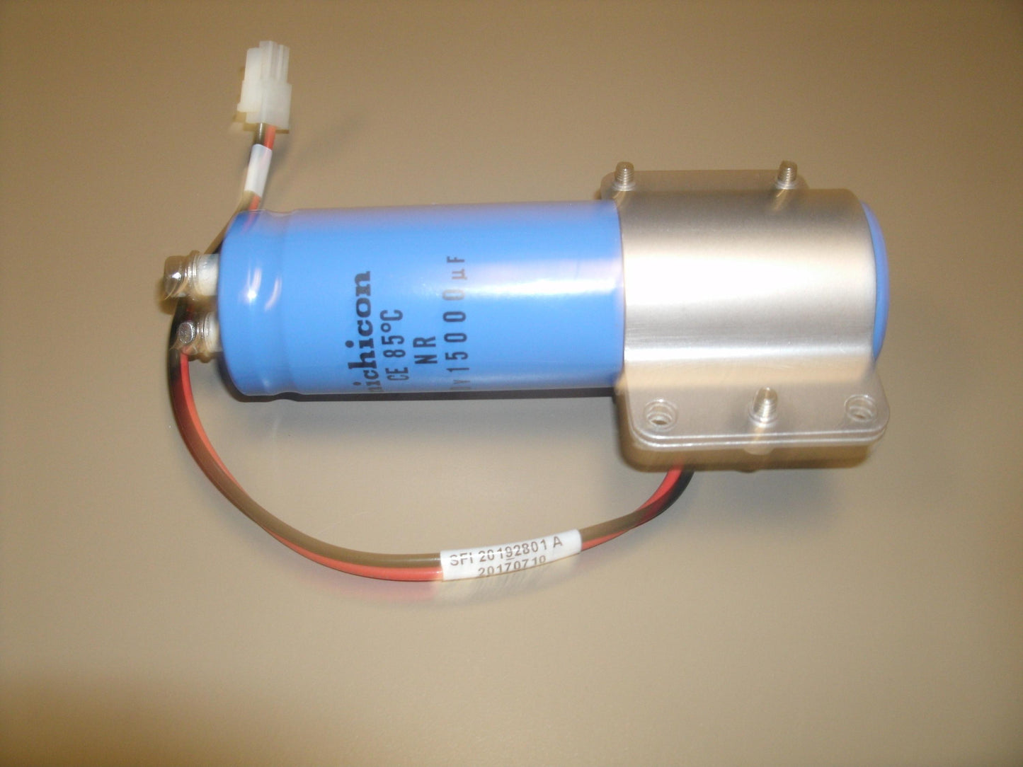 Nichicon LNR1K153MSE Capacitor 80v 15000uf With Connections.