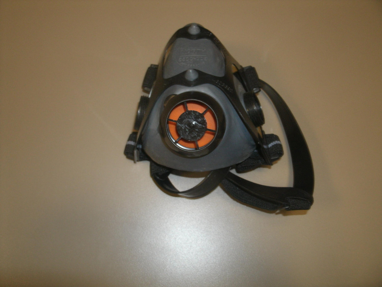 Honeywell 5500-30S North Small Black Gas Mask. New. (9)