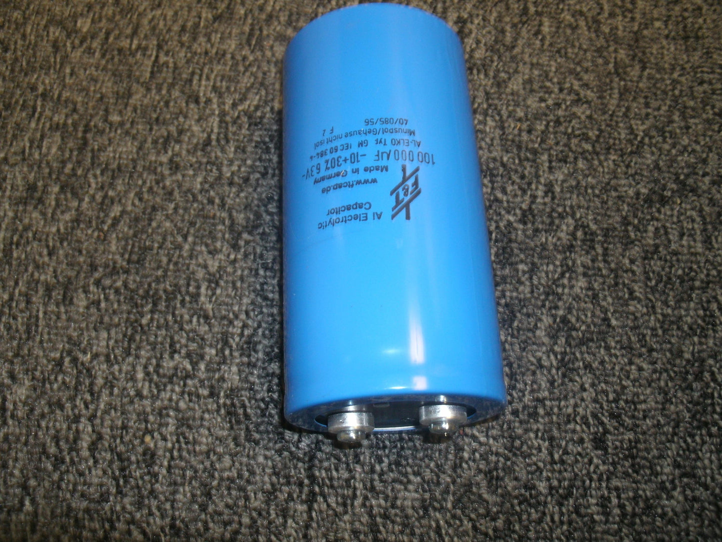 Al Electrolytic Capacitor 100,000 uf -10+30% 63V. New.