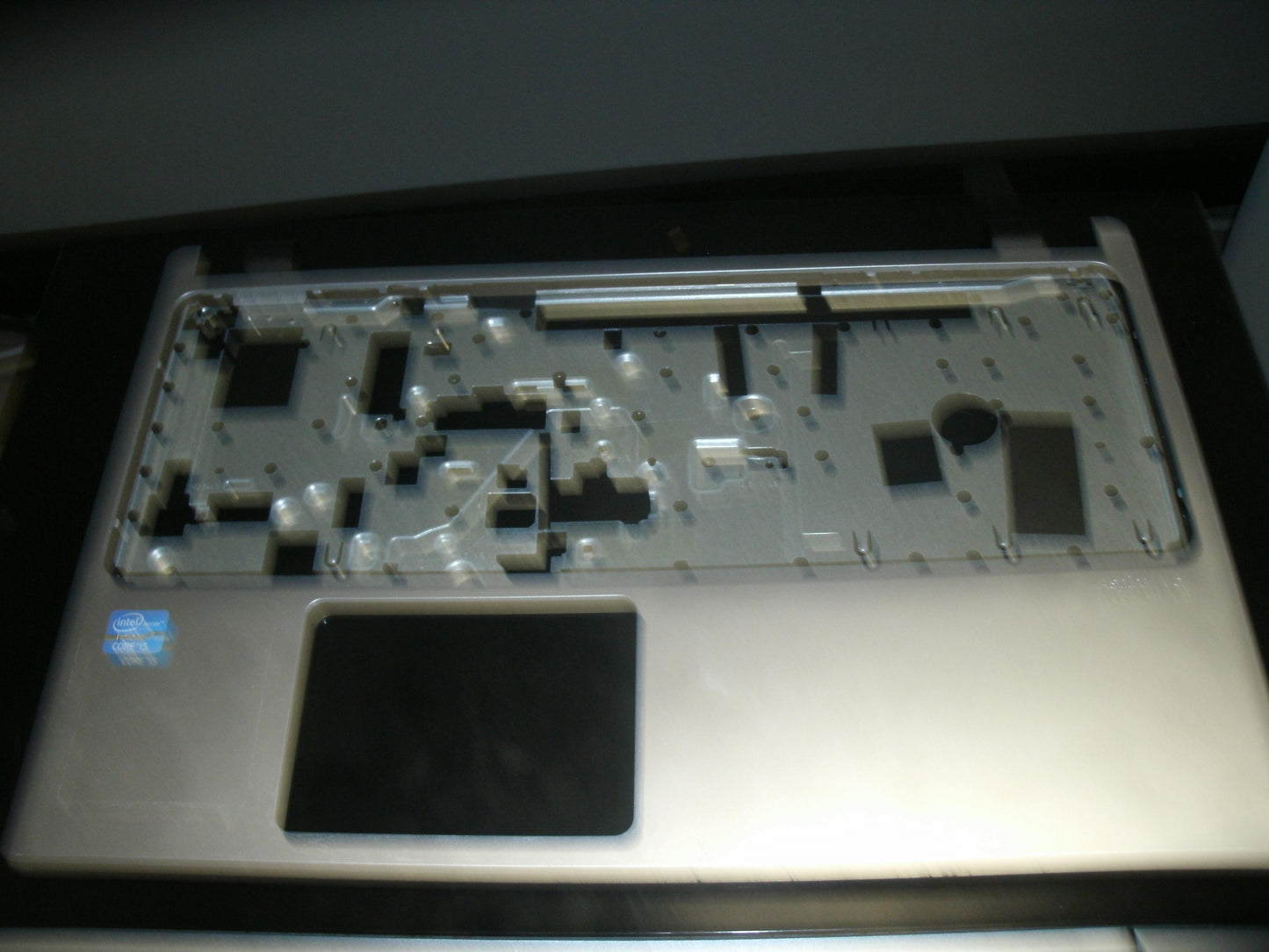 Acer V5, WIS 39.4VM09.001 Palmrest. Used.  (M140)