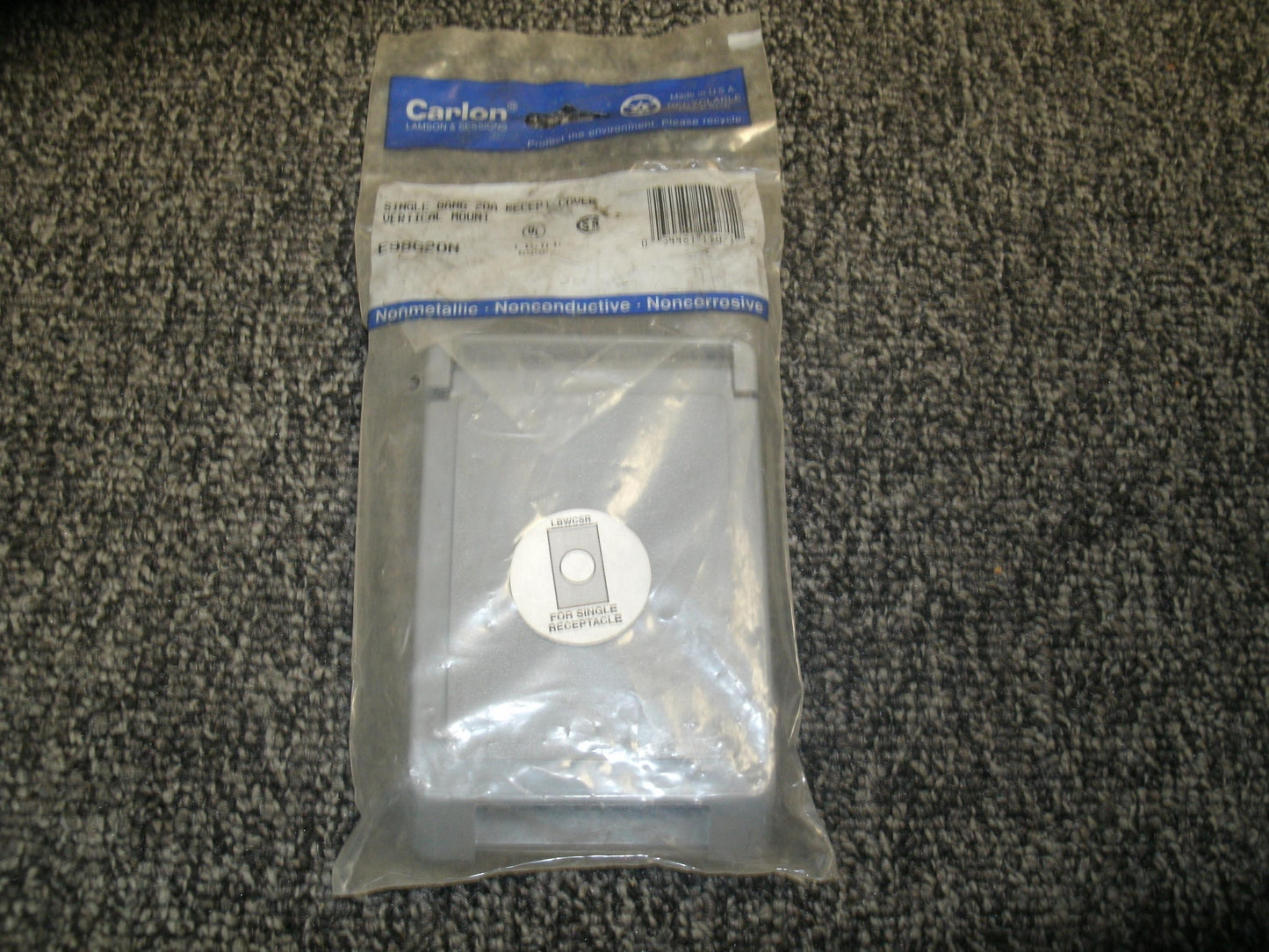 Carlon E98G20N Weatherproof Single Receptacle Cover. New. (6)