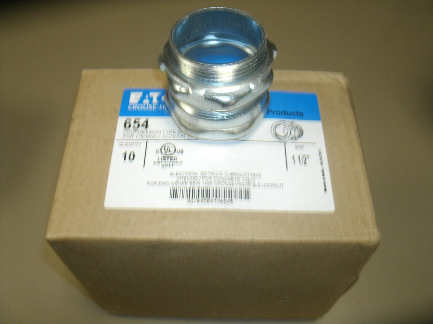 Eaton 654 Crouse-Hinds Compression Type Connector For Thinwall.