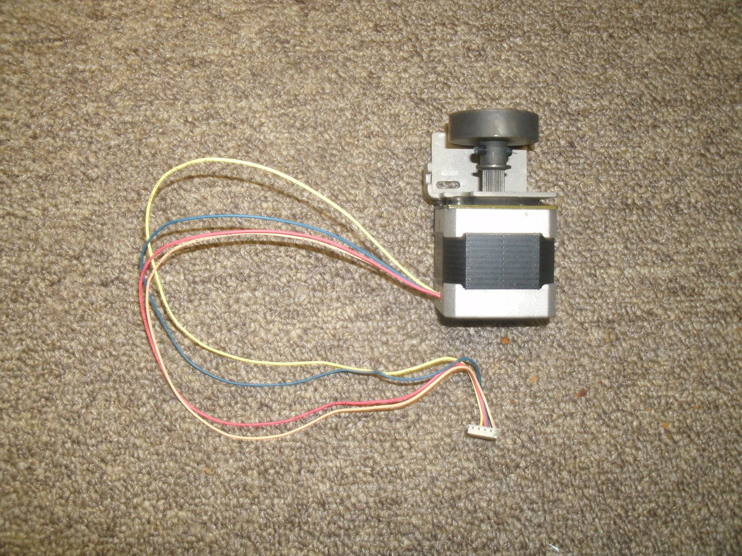 Shinano Kenshi STP-42D282 Stepper Motor. Used.