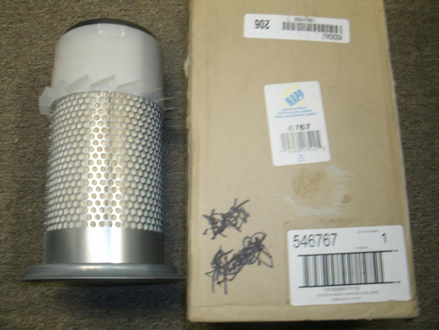 NAPA 6767 Air Filter. New. 546767.