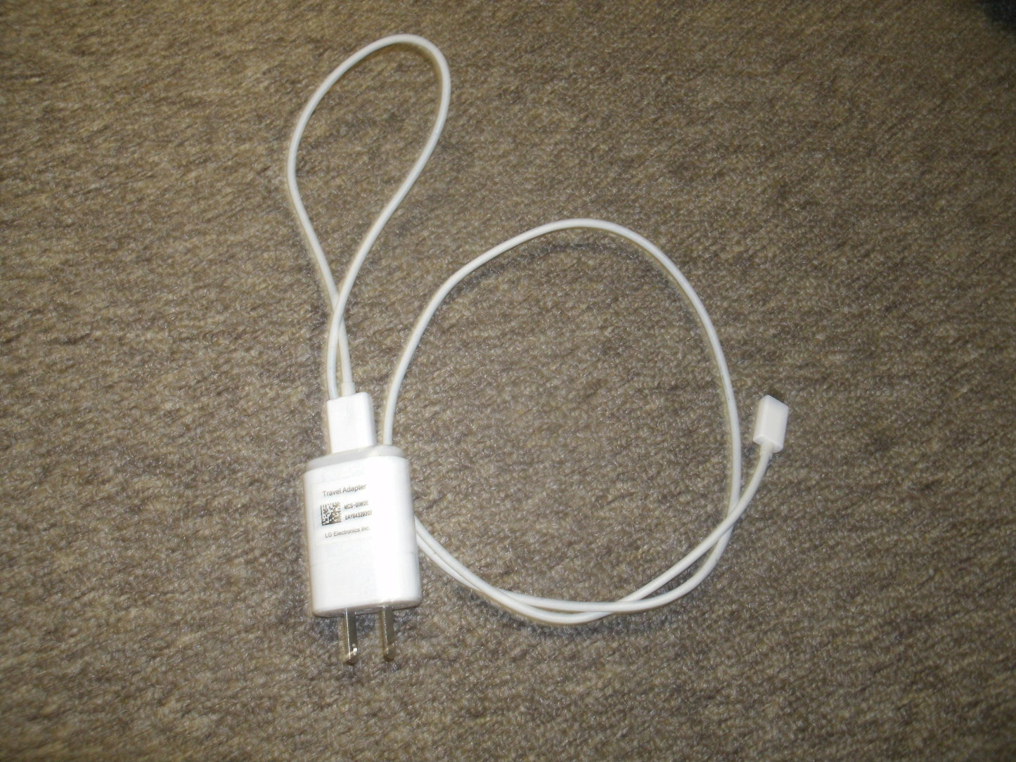 LG MCS-01WDE Wall Charging Adapter. Used. (B3)