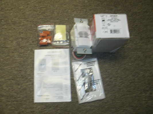 Pass & Seymour WDT200-W Dual Tech Switch. New.