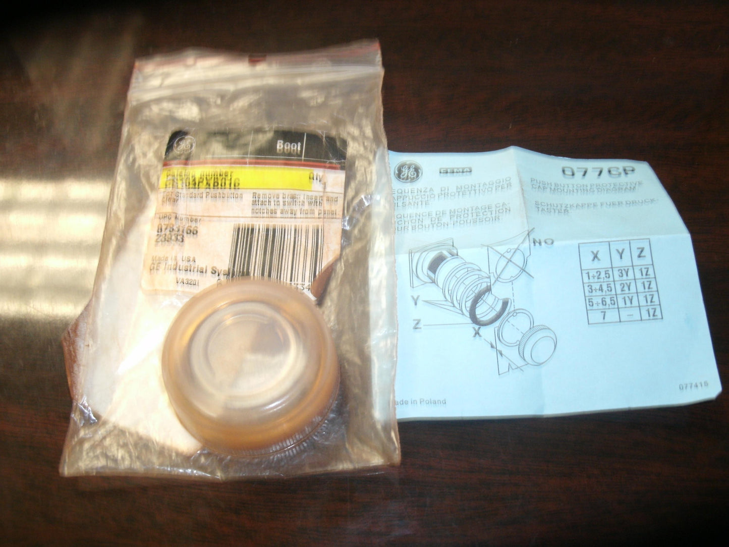GE CR104PXB01C Clear Pushbutton Boot. New. (30)