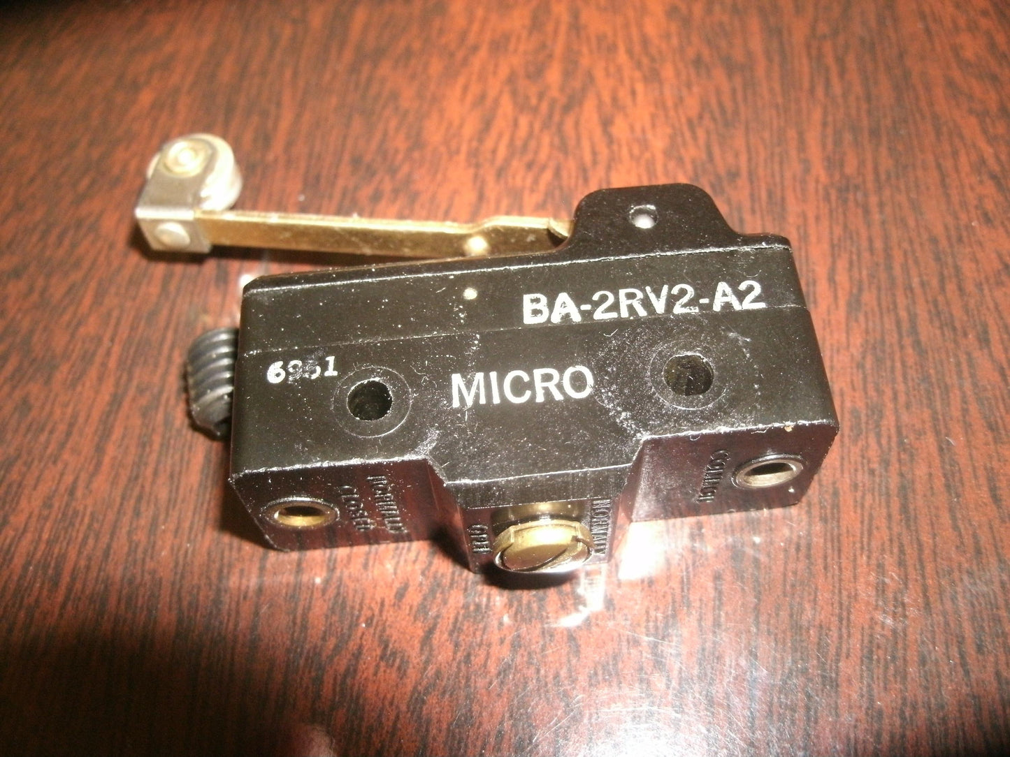 Sussen Micro Switch BA-2RV2-A2 BA Series Switch. (30)