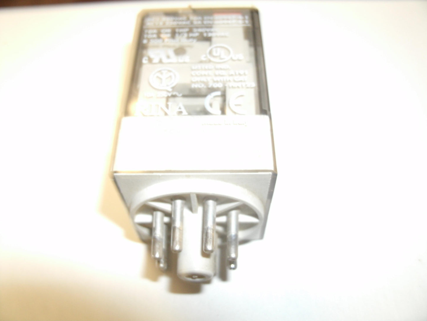 Allen-Bradley 700-HA32Z12 Relay, Ice Cube, 8-Pin. (32)
